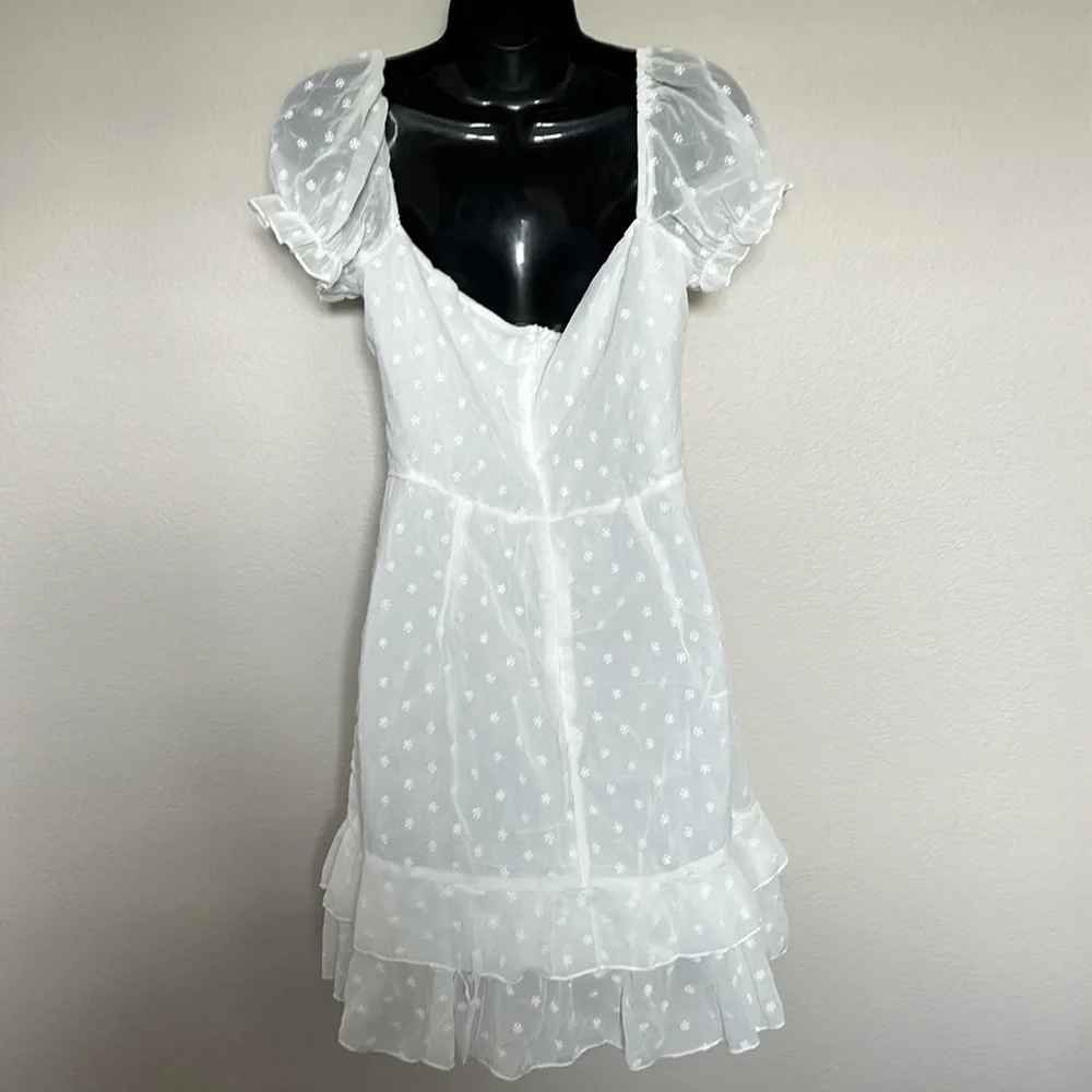 Princess Polly Mikail White Swiss Dot Puff Sleeve Sweetheart Neckline Mini Dress - Picture 9 of 12